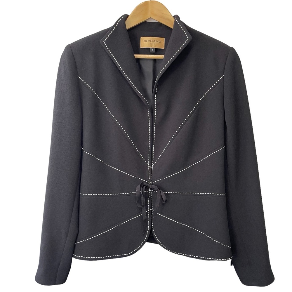 BERGAMO Blazer Jacket Women’s Size 8 Snap and Tie front Black with White Trim
